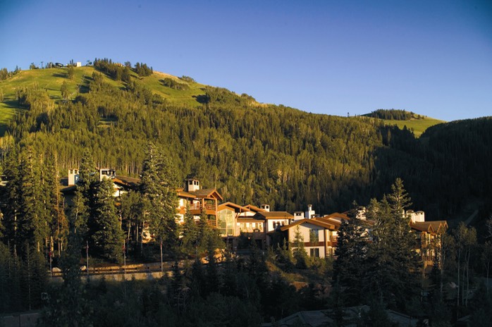 Exterior Summer Stein Eriksen Lodge